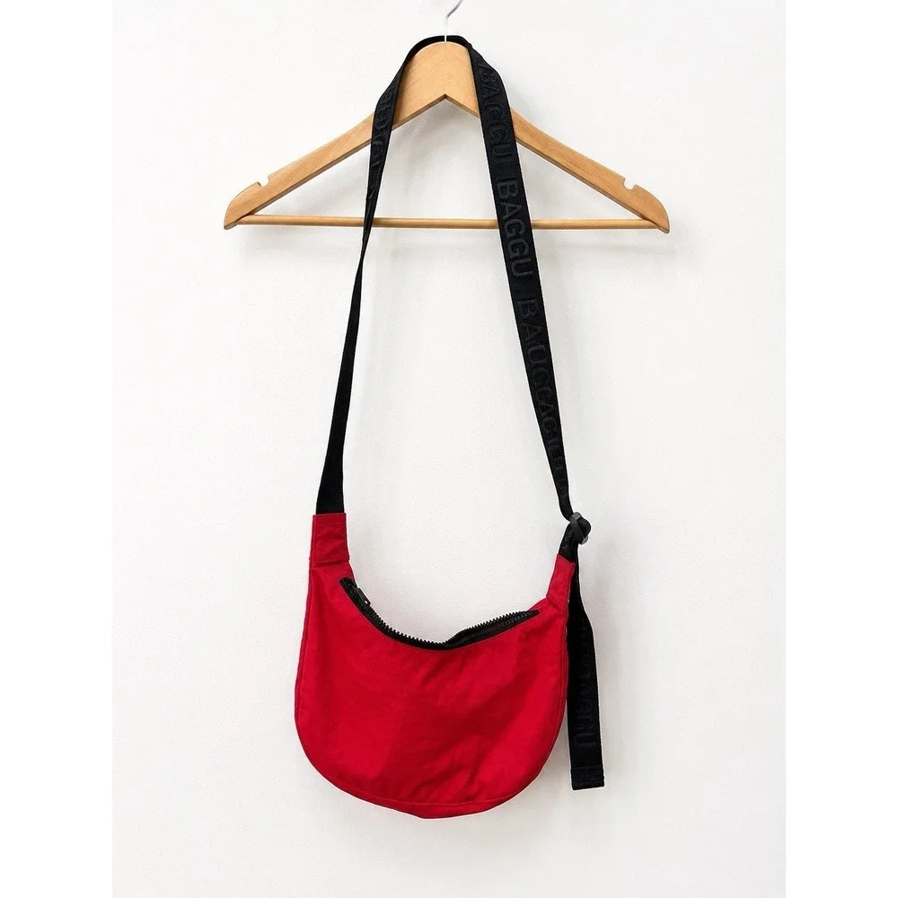 BAGGU Small Crescent Bag Red Nylon Crossbody Shoulder Bag Adjustable Strap Zip